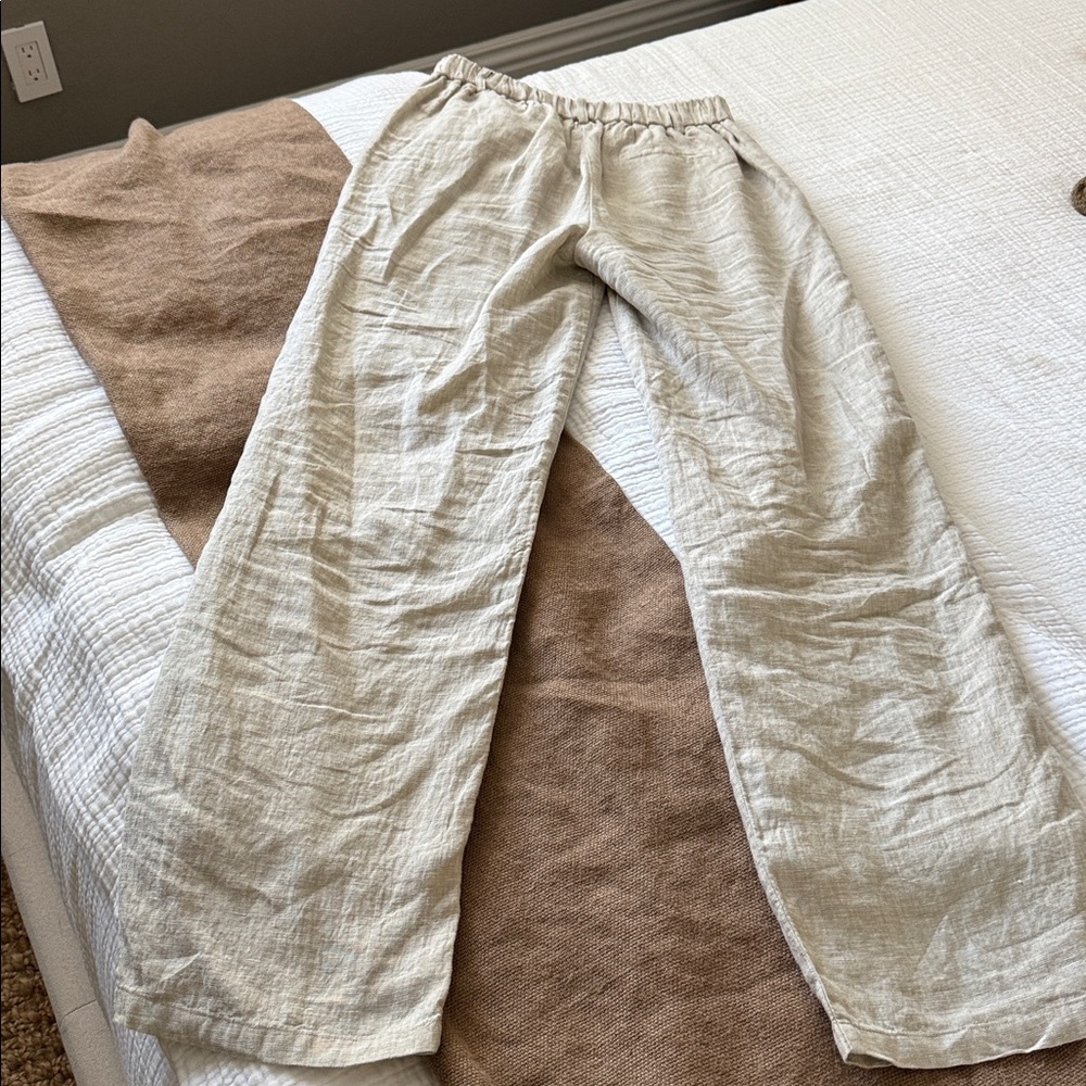 Quince Linen Wide-Leg Pants in Natural Beige - Picture 4 of 4